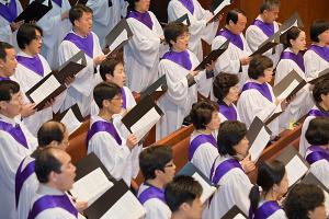  고난주간 특별성회 첫째날